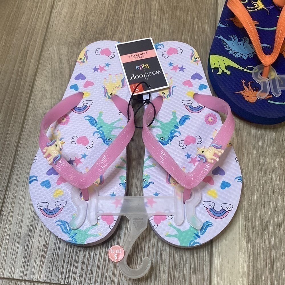 * west loop Kids Slide Sandals - Picture 4 of 4